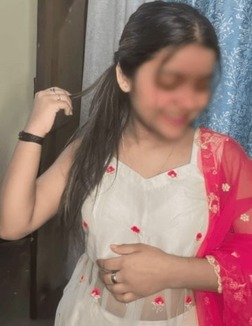 Varsha 22 year female call girls in mumbai 